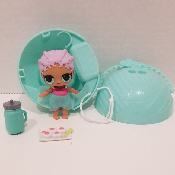 L.O.L. Surprise! Tots Merbaby Doll & Accessories, VGUC - EUC - Picture 6 of 12